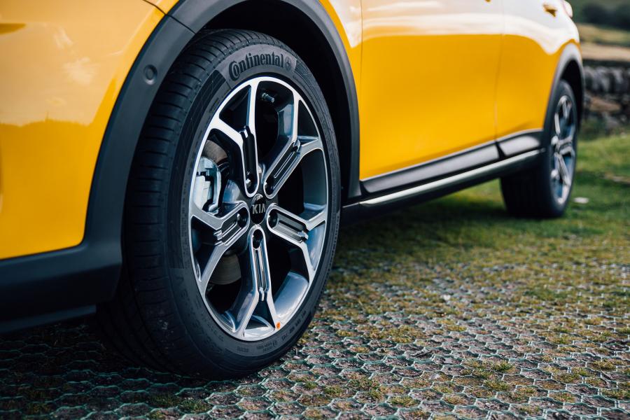 Колеса Kia XCeed First Edition 2019 года  (UK) (фото 41 из 103)